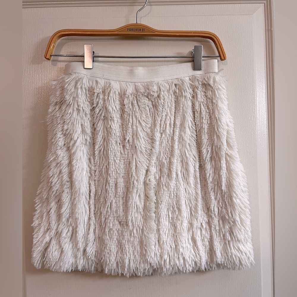 Size S White Faux Fur Mini Skirt